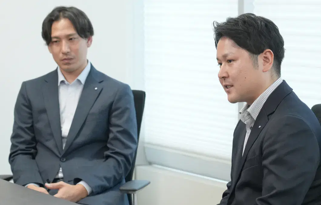 先輩、後輩関係なく気軽にいつも相談できる風通しのよさがいいですね！